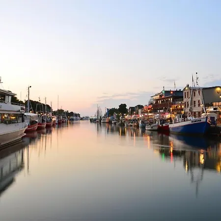 Haus Leuchtfeuer/eagle 아파트 *